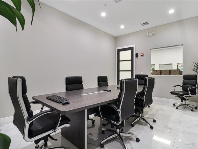 More Photos Of 73 SW 12th Ave, Dania Beach Warehouse For Sale