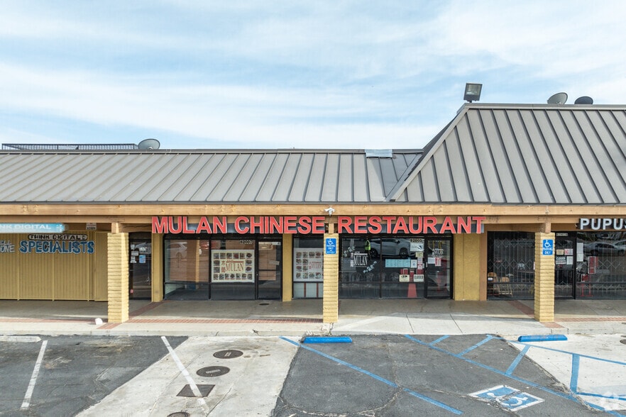 More Photos Of 82001 US Highway 111, Indio General Retail For Lease