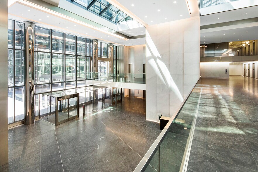 More Photos Of 250 Massachusetts Ave NW, Washington Office For Lease