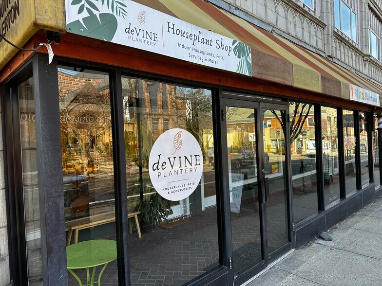 More Photos Of 28 S Fullerton Ave, Montclair Storefront For Lease