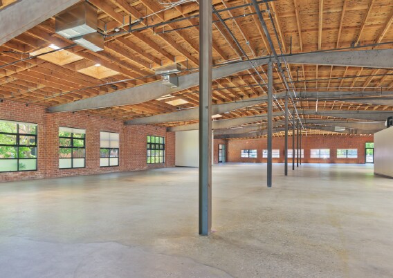 More Photos Of 10115 Jefferson Blvd, Culver City Loft Creative Space For Lease