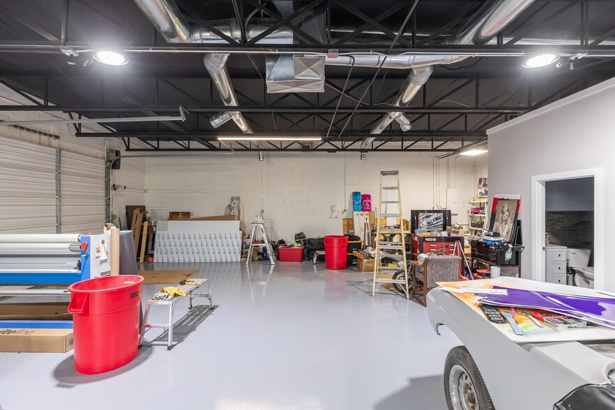 More Photos Of 509 S Treadaway Blvd, Abilene Flex For Sale