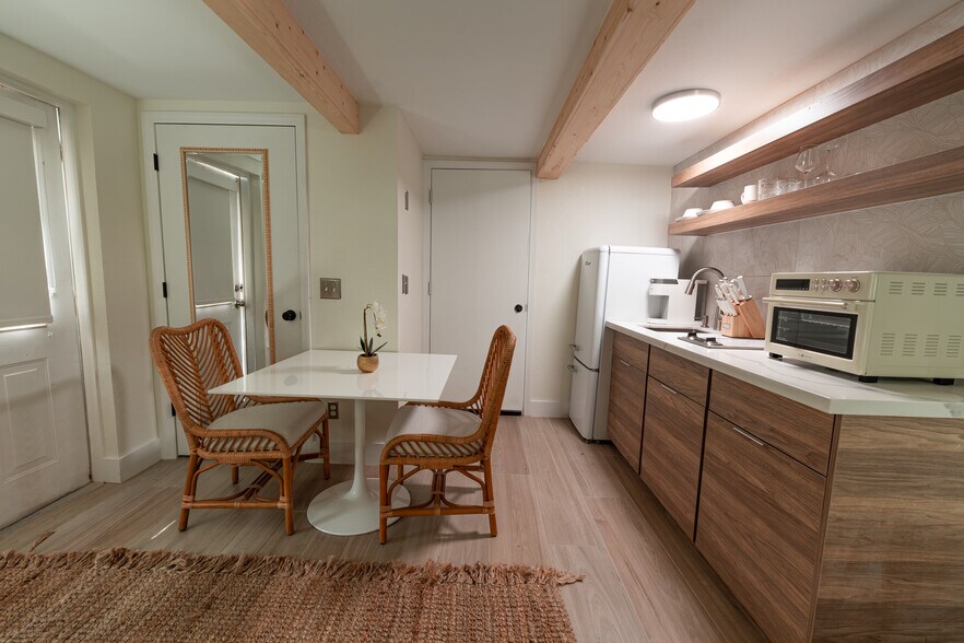 More Photos Of 2502 Tamarind Dr, Hutchinson Island Hotel For Sale
