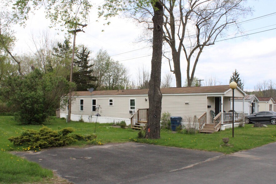 More Photos Of 3841 Trolley Rd, Palmyra Multifamily For Sale