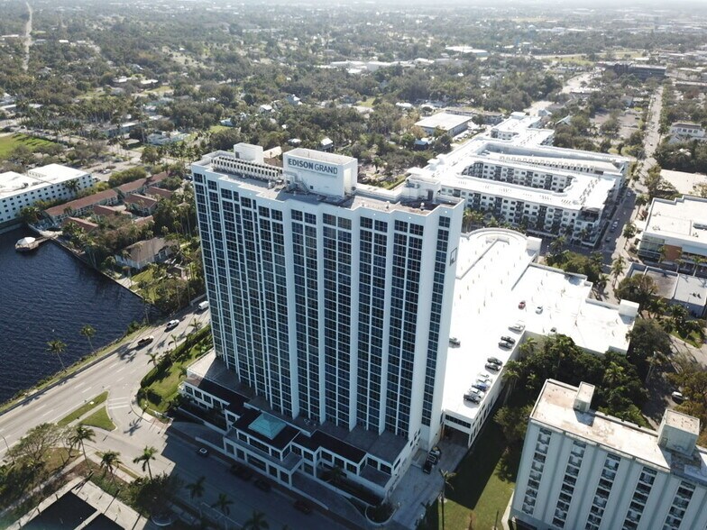 More Photos Of 2500 Edwards Dr, Fort Myers Apartments For Lease