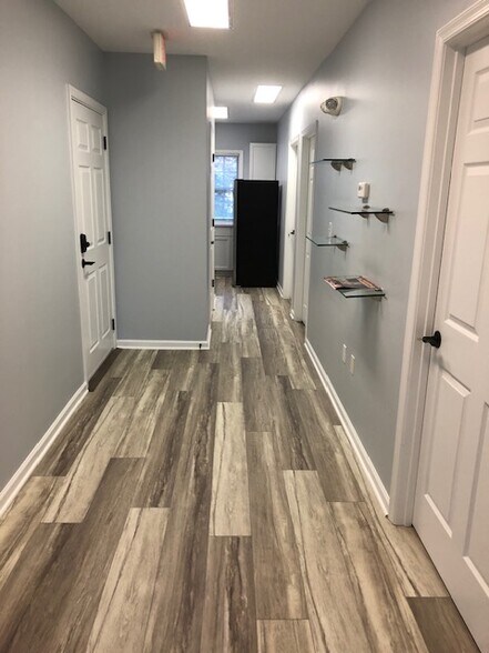 More Photos Of 722 Grant St, Herndon Medical For Sale