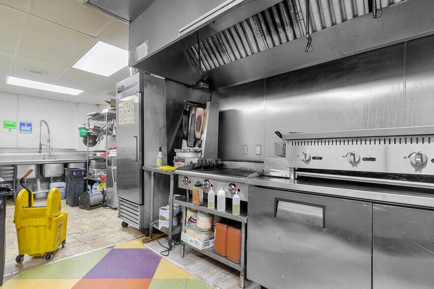 More Photos Of 14 W Main St, Carmel Storefront Retail Office For Sale