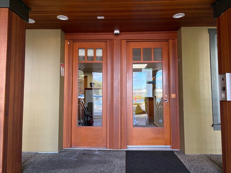 More Photos Of 1515 N 200th St, Seattle Medical For Lease