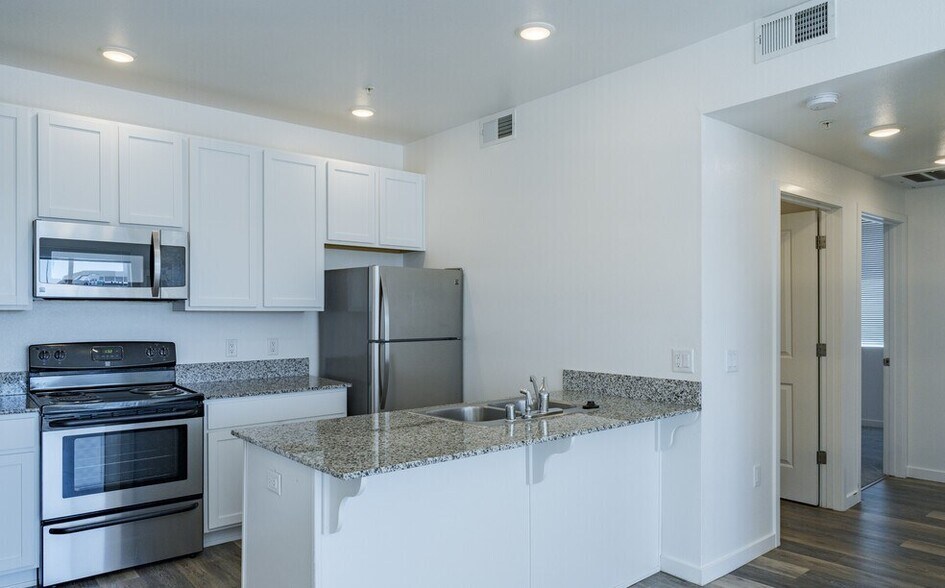 More Photos Of 1125 Avenue of the Oaks, Sparks Apartments For Lease