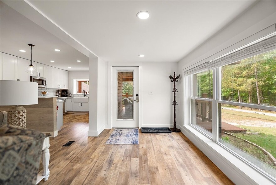 More Photos Of 3943 N Skookum Rd, Luther Hotel For Sale