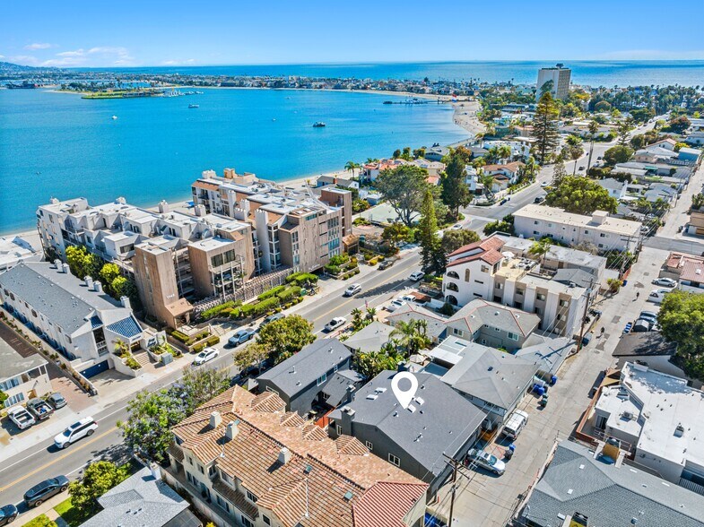 Primary Photo Of 1152 Pacific Beach Dr, San Diego Apartments For Sale