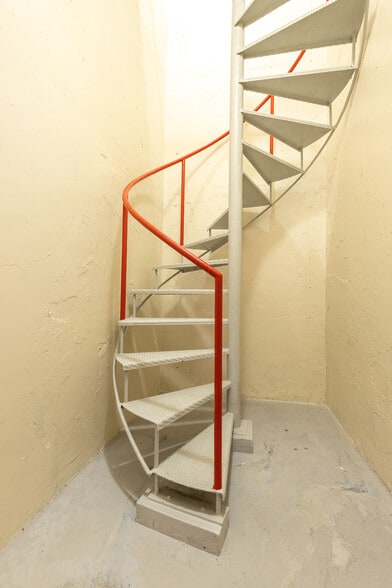 More Photos Of 8871 Griffith Rd, Nashville Warehouse For Sale