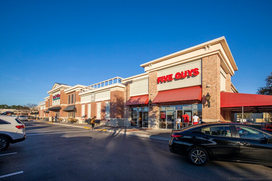 More Photos Of 4413 Town Center Pky, Jacksonville Unknown For Lease