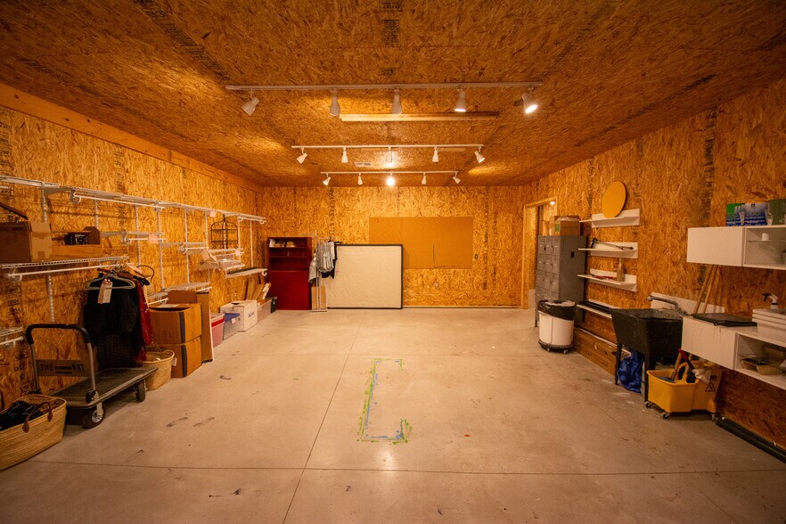 More Photos Of 18100 W Interstate 40, Amarillo Freestanding For Sale