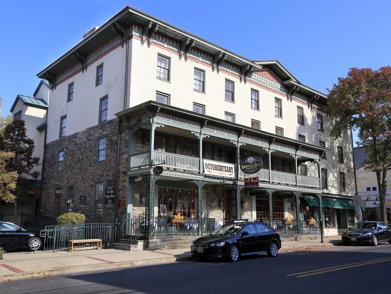 Primary Photo Of 32 Bridge St, Lambertville Hotel For Lease