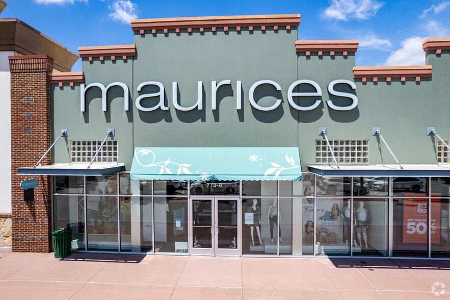 More Photos Of Hwy 71 @ FM 304, Bastrop Unknown For Lease