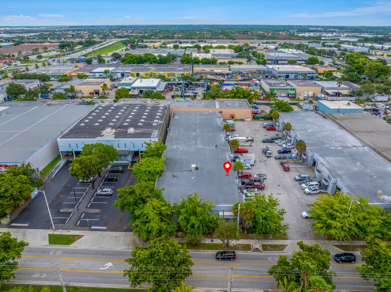 More Photos Of 2693 W 76th St, Hialeah Warehouse For Sale