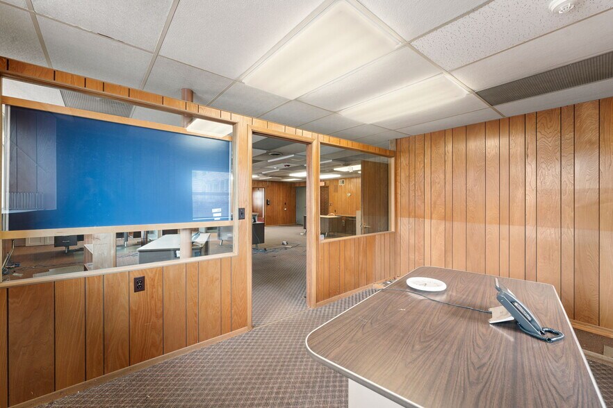 More Photos Of 1072 Main St, West Warwick Office For Sale