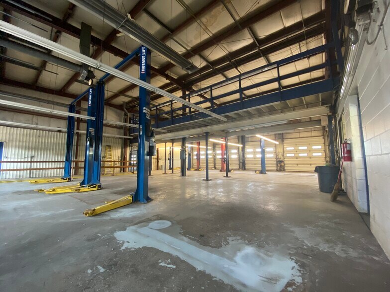 More Photos Of 7869 Big Sky Dr, Madison Storefront Retail Office For Lease