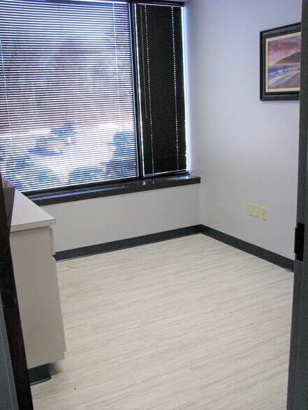 More Photos Of 330 Borthwick Ave, Portsmouth Medical For Lease