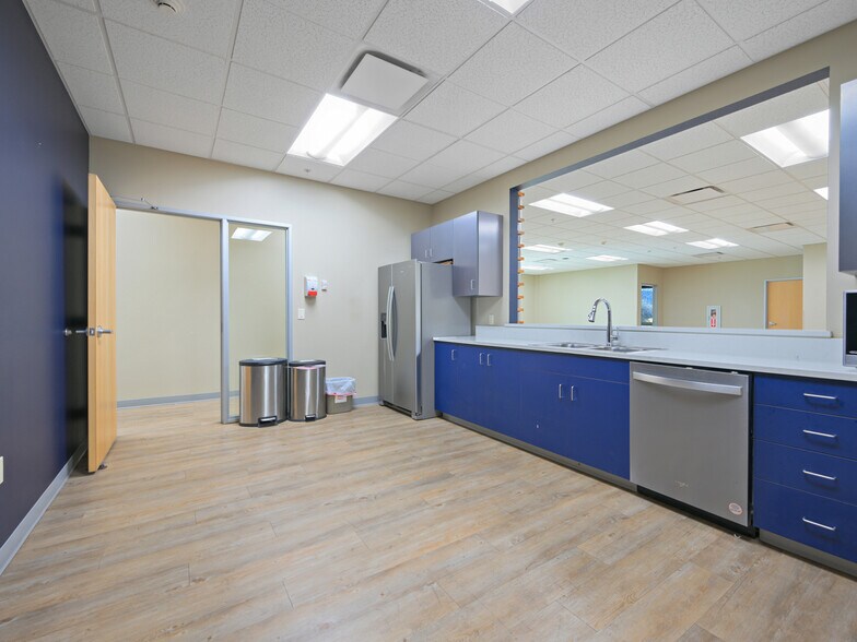 More Photos Of 2530 High Country Ct, Grand Junction Distribution For Lease