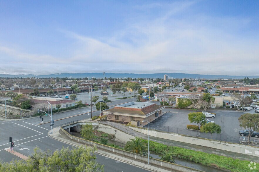 More Photos Of 101-105 Serra Way, Milpitas Freestanding For Lease