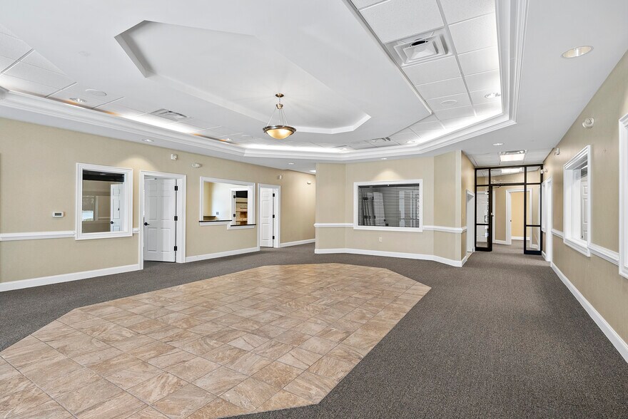 More Photos Of 701 Mutual Ct, Raleigh Office For Sale
