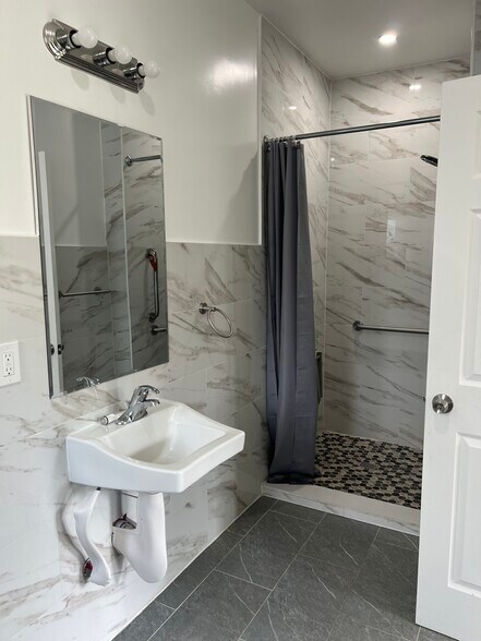 More Photos Of 6812 Route 209, Kerhonkson Hotel For Sale
