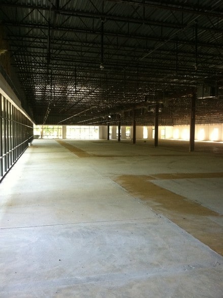 More Photos Of 3860 Faber Place Dr, North Charleston Office For Lease