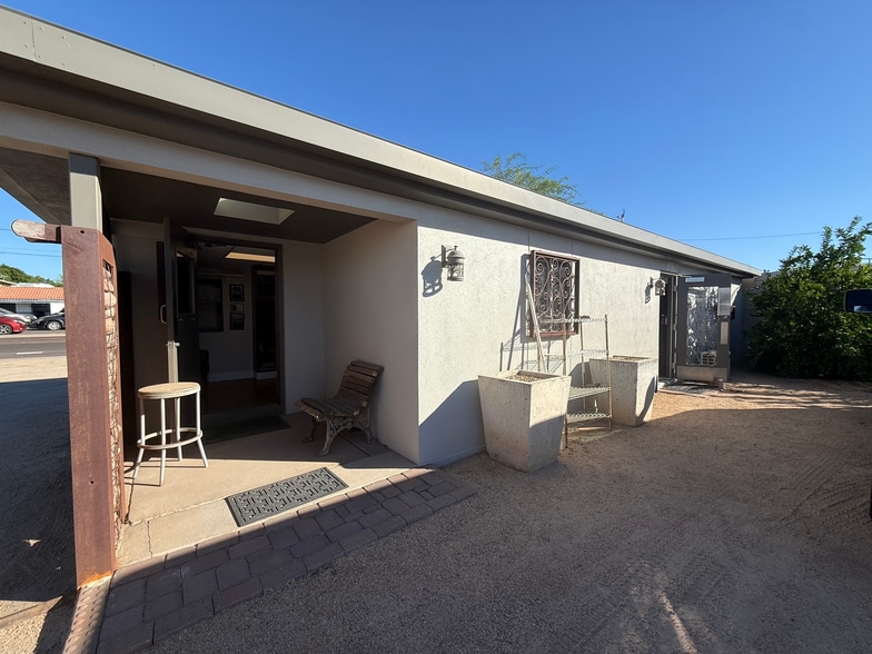 More Photos Of 1525 W Hatcher Rd, Phoenix Warehouse For Sale