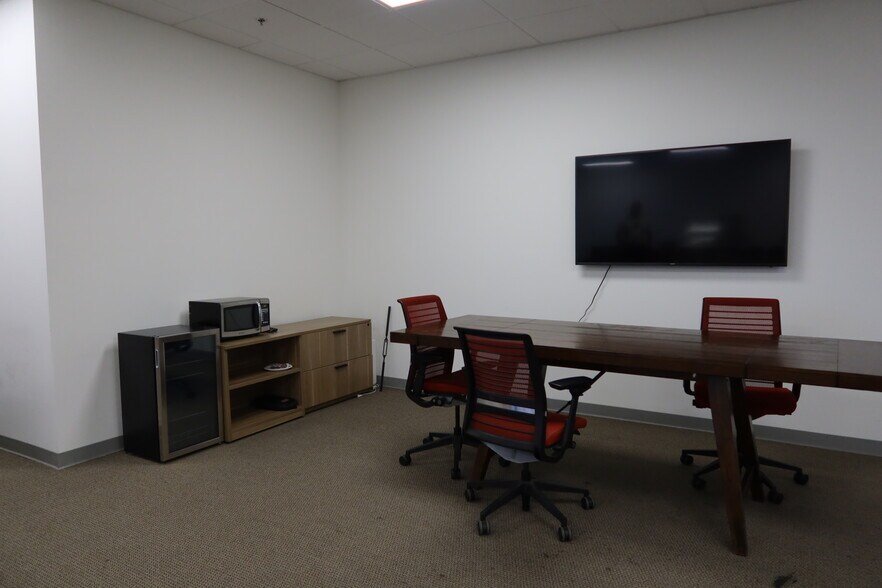 More Photos Of 14272 Chambers Rd, Tustin Industrial For Sale