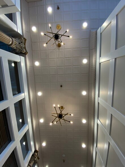 More Photos Of 326-328 S High St, Columbus Office Residential For Sale