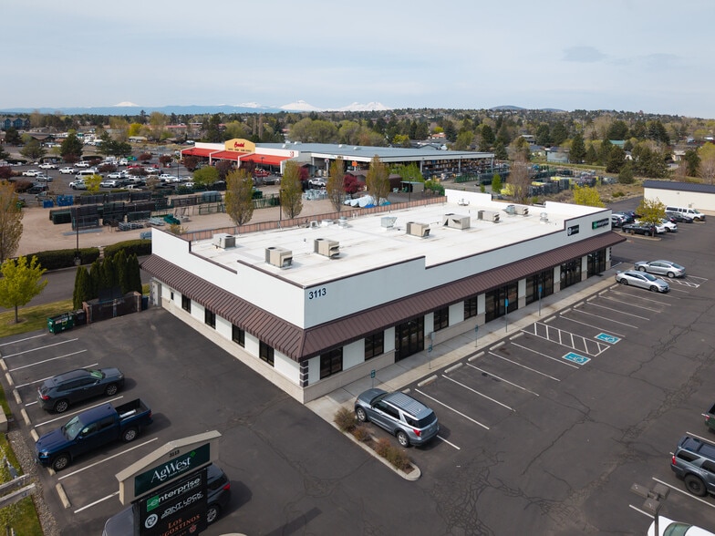 Primary Photo Of 3113 S Highway 97, Redmond Freestanding For Lease