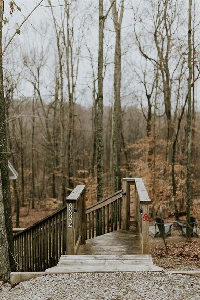 More Photos Of 896 Wilderness Rd, Mammoth Cave All Leisure For Sale