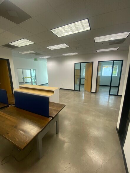 More Photos Of 1325 E El Segundo Blvd, El Segundo Food Processing For Lease