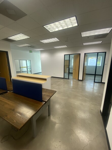 More Photos Of 1325 E El Segundo Blvd, El Segundo Food Processing For Lease