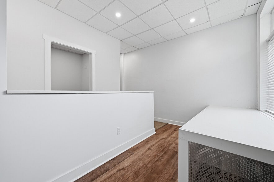 More Photos Of 350 Center Ave, Pittsburgh Office For Sale