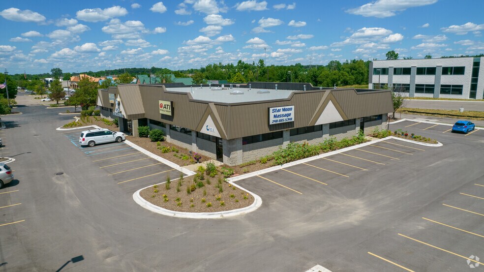 More Photos Of 29600 S Wixom Rd, Wixom Medical For Lease