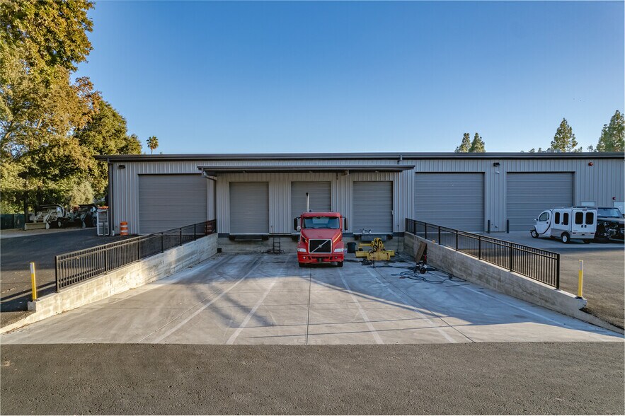 More Photos Of 1635 Cebrian St, West Sacramento General Retail For Sale