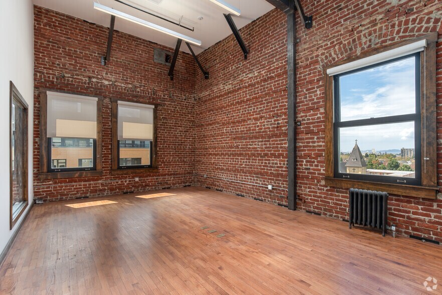 More Photos Of 600-610 16th St, Oakland Office For Lease