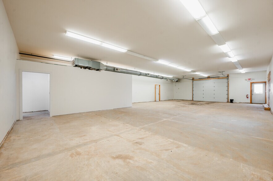 More Photos Of 373 280th St, Osceola Industrial For Lease