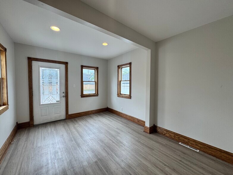 More Photos Of 1361 Hertel Ave, Buffalo Storefront Retail Residential For Sale