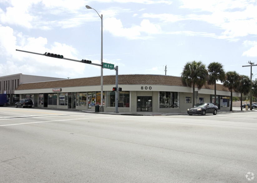 Primary Photo Of 800 NE 125th St, North Miami Storefront Retail Office For Lease