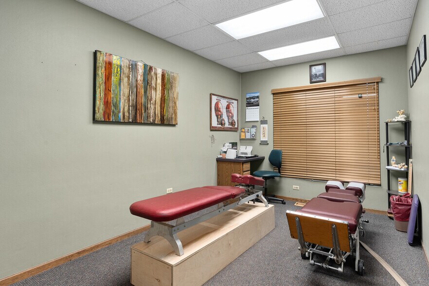 More Photos Of 822-826 S Hastings Way, Eau Claire Medical For Sale