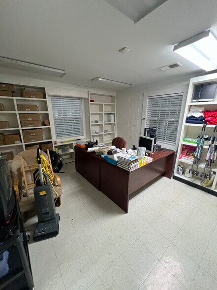 More Photos Of 2605 Campbellton Rd SW, Atlanta Daycare Center For Sale