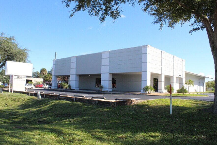 Primary Photo Of 855 N Highway 17-92, Longwood Storefront For Sale