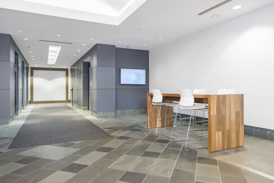 More Photos Of 4100 Wildwood Pky, Atlanta Unknown For Lease