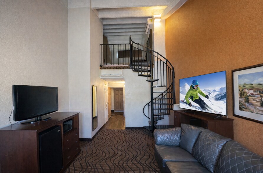 More Photos Of 560 Silverthorne Ln, Silverthorne Hotel For Sale