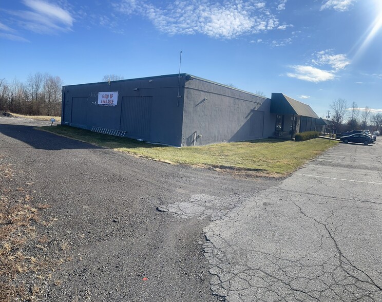 Primary Photo Of 2385 John Fries Hwy, Quakertown Light Manufacturing For Lease