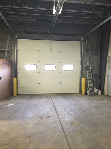 More Photos Of 3301 Singing Hills Blvd, Sioux City Freestanding For Sale